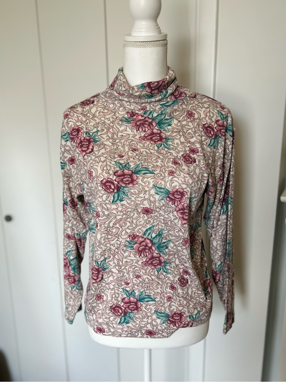 Floral Mock Neck Long-Sleeve Top in Cream and Rose